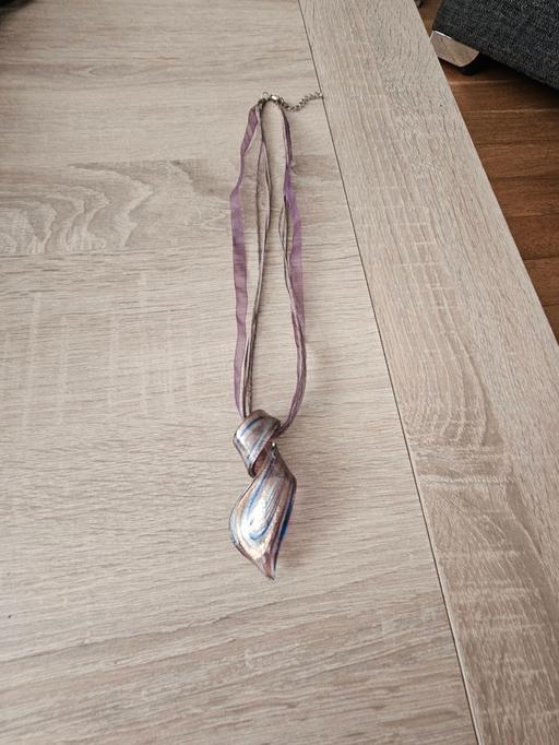 Buy & Sell Newton Doncaster - Photos for Glass necklace