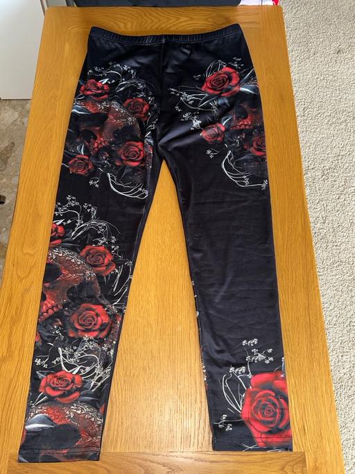 Buy & Sell Horfield Bristol - Photos for Ladies rose & skull printed leggings size L
