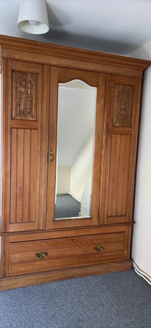 Buy & Sell Middlesbrough Town Centre Middlesbrough - Photos for Wardrobe with mirror