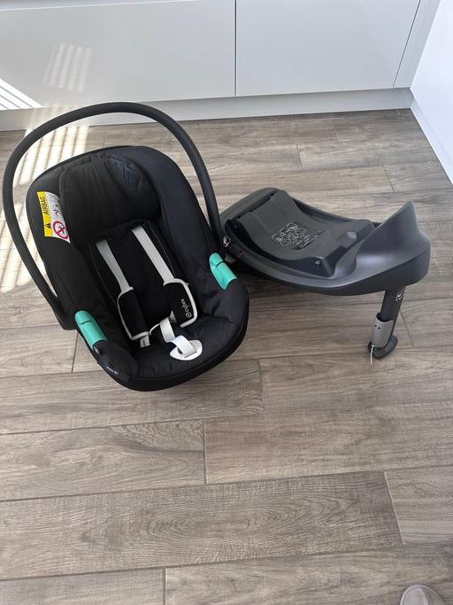  — Car seat with anchor base