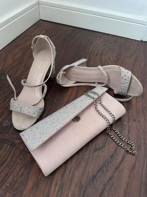 Buy & Sell Broadgreen Knowsley - Photos for Shoe and handbag set
