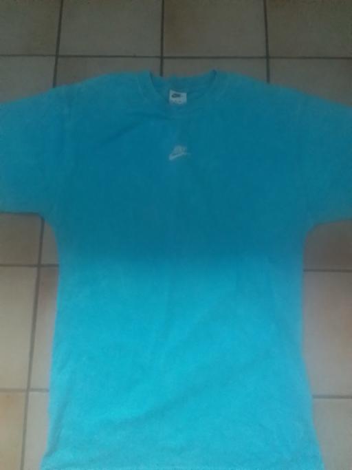 Buy & Sell Streetly Walsall - Photos for LADIES NIKE TEE SHIRT