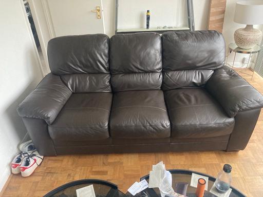 Buy & Sell Rayleigh Rochford - Photos for Harvey’s Leather sofa