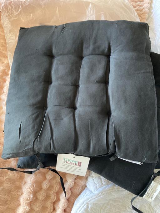 Buy & Sell Sedgley Dudley - Photos for 4 chair cushions