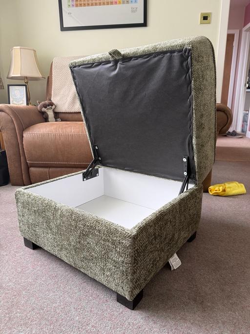Buy & Sell Killamarsh North East Derbyshire - Photos for Oak Furnitureland Malvern Footstool