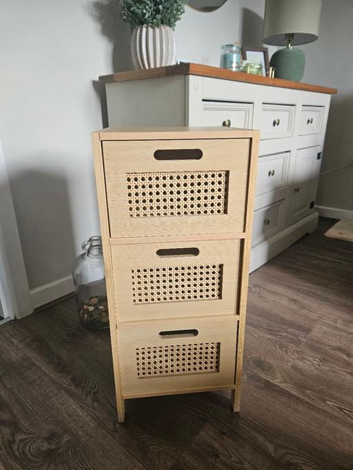 Buy & Sell Cullingworth Bradford - Photos for ratten effect front 3 drawer bedside table
