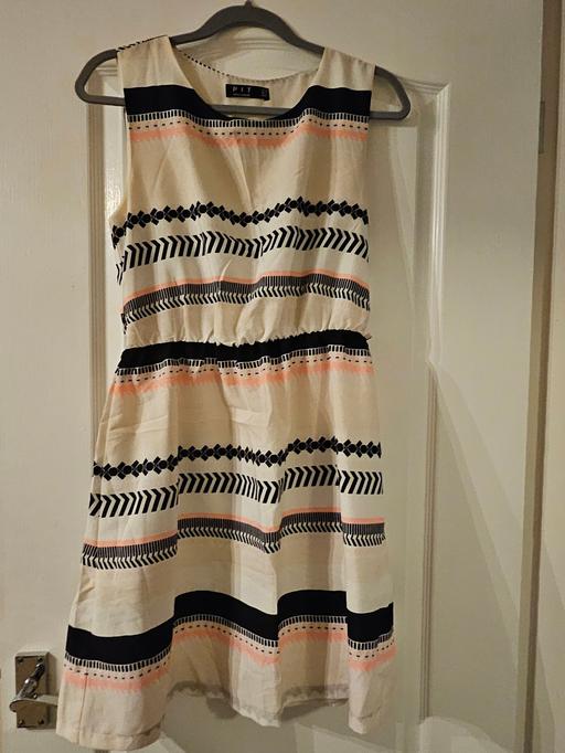 Buy & Sell Penn Wolverhampton - Photos for Size 8 summer dress