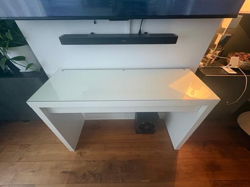 Buy & Sell Edmonton North London - Photos for Vanity Desk - MALM Dressing table