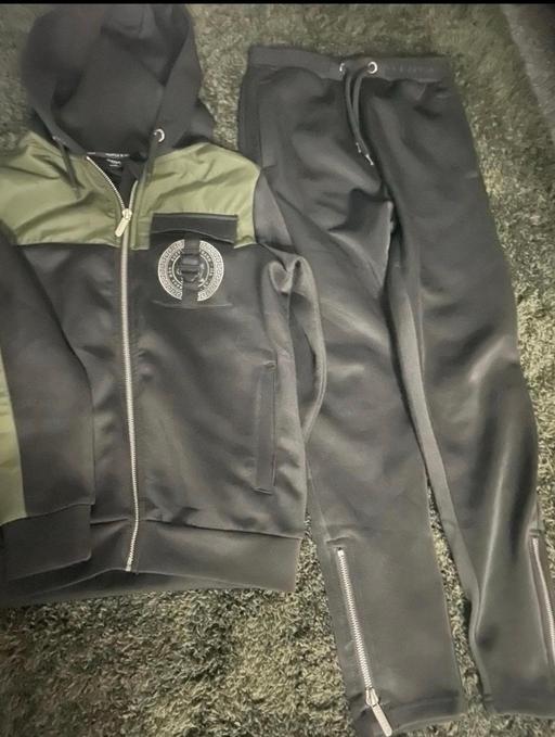  — Boys tracksuit