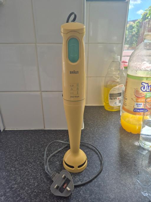 Buy & Sell Ifield Crawley - Photos for Hand blender