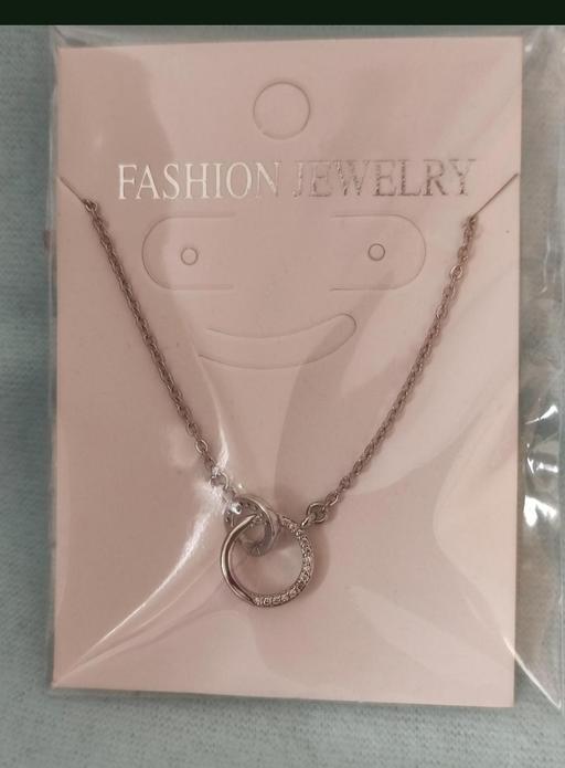 Buy & Sell Grafton Street Industrial Estate West Northamptonshire - Photos for Beautiful necklace chain