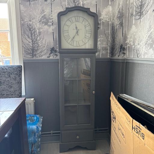 Buy & Sell Burnt Oak North West London - Photos for NEXT clock unit