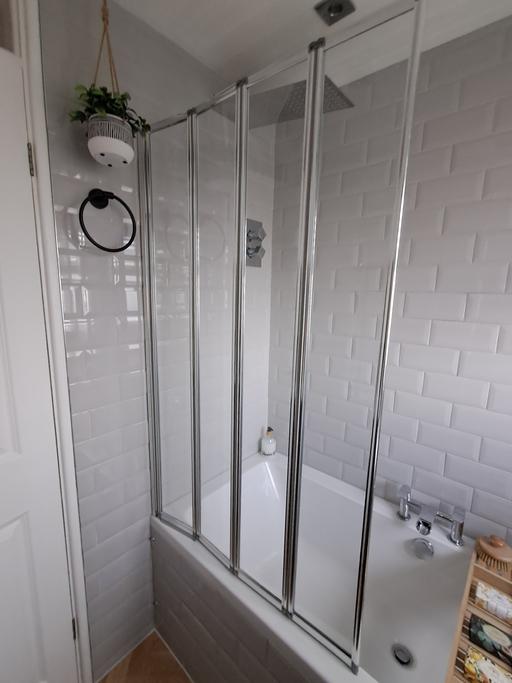 Buy & Sell Tamworth Staffordshire - Photos for Shower screen