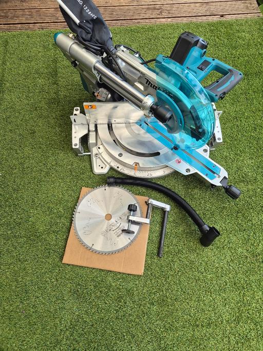 Buy & Sell Yew Tree Estate Sandwell - Photos for Makita LS1219L 305mm Compound Mitre Saw