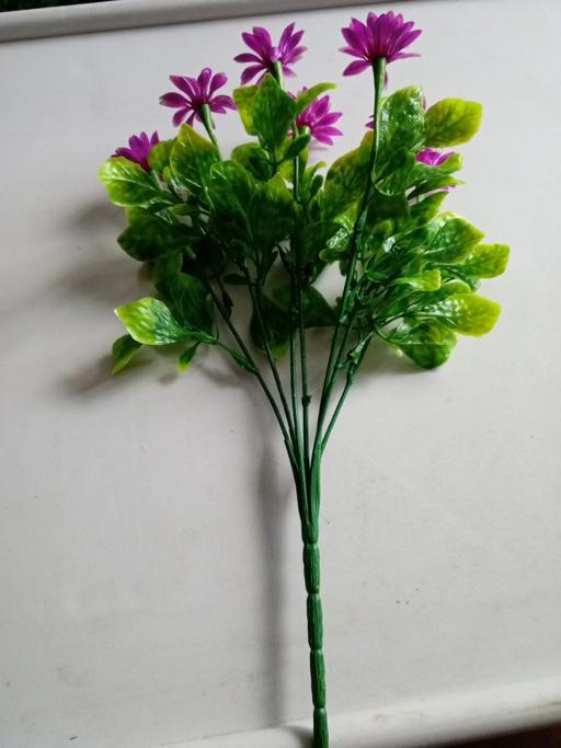 Buy & Sell Horncastle East Lindsey - Photos for new bunch of artificial flowers
