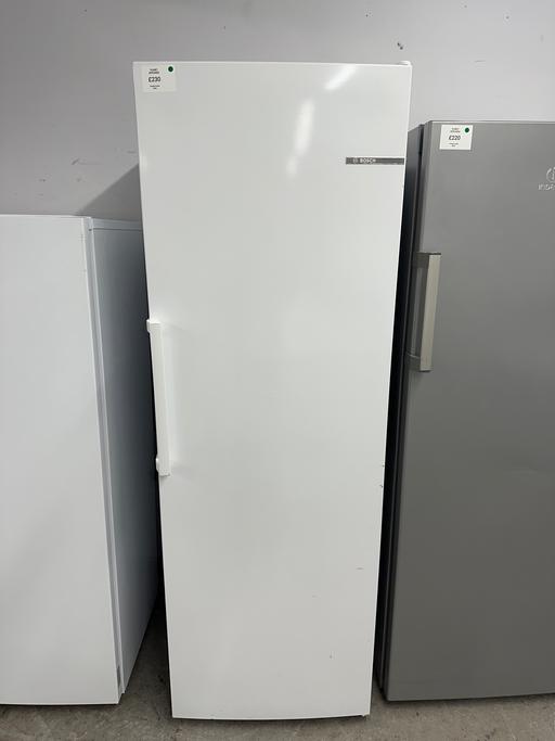 Buy & Sell Fallings Park Wolverhampton - Photos for Bosch Tall Frost Free Freezer Guaranteed