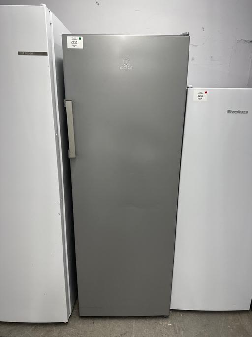 Buy & Sell Fallings Park Wolverhampton - Photos for Indesit Tall Freezer Guaranteed