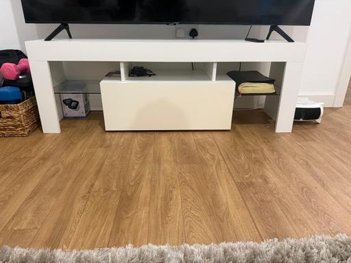Buy & Sell Barking Barking and Dagenham - Photos for White TV Stand / Media Unit with Storage