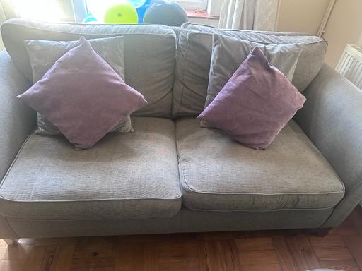 Buy & Sell Belmont Sutton - Photos for Sofa