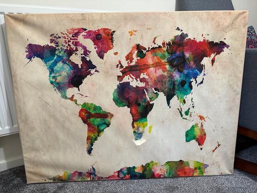 Buy & Sell London Luton Airport Luton - Photos for Map of the World Canvas