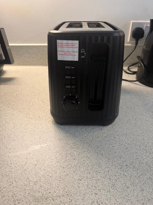 Buy & Sell Barking Barking and Dagenham - Photos for Black 2 Slice Toaster