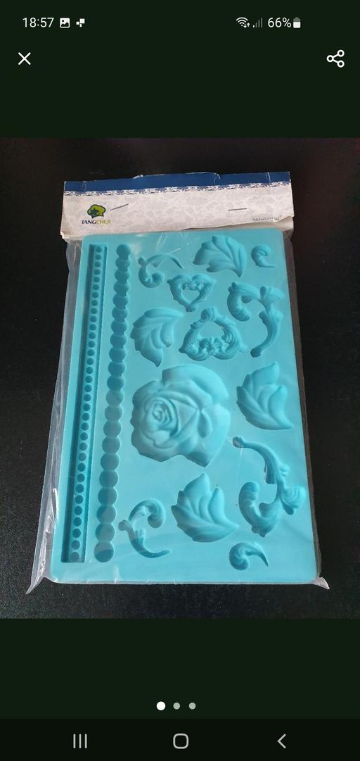 Buy & Sell Upper Gornal Dudley - Photos for large silicone icing mould NEW