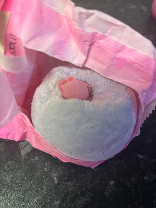  — Lush Bath Bomb