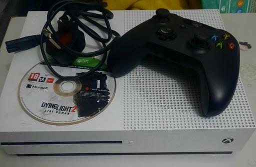 Buy & Sell Rubery Birmingham - Photos for Xbox One S 1tb 4k Controller Game Lead