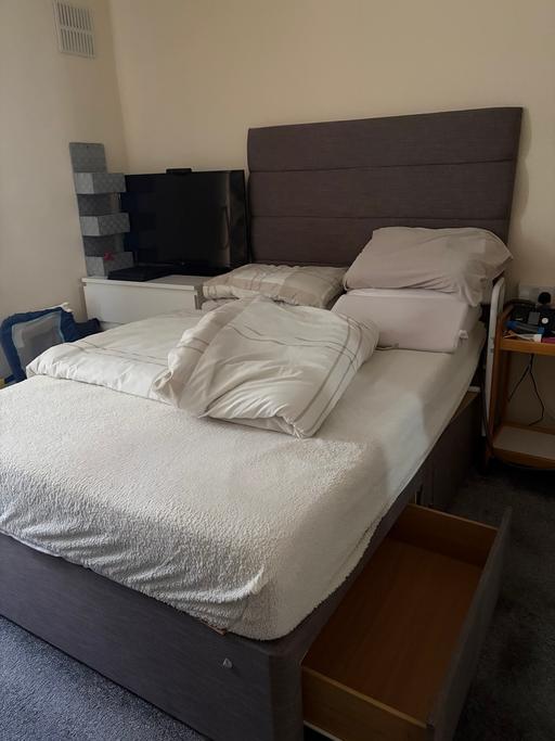 Buy & Sell Grove Park South East London - Photos for Heavy duty double bed, head board & mattress