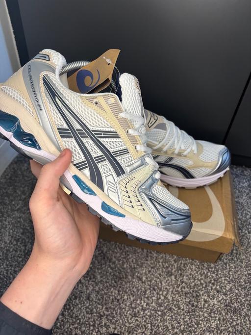 Buy & Sell Sandhills Walsall - Photos for Asics gel kayano 14s size uk 9