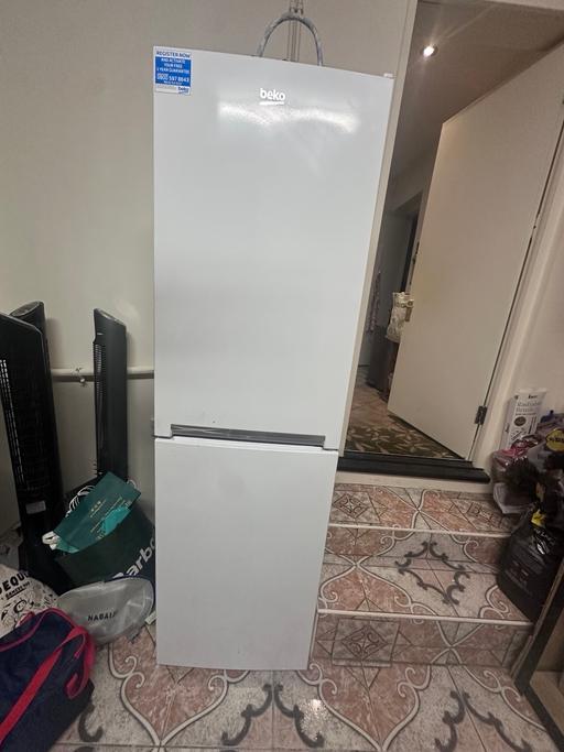 Buy & Sell Belmont Sutton - Photos for Fridge/freezer
