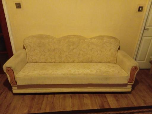 Buy & Sell Blakenhall Wolverhampton - Photos for 2X Settees. Very good condition.