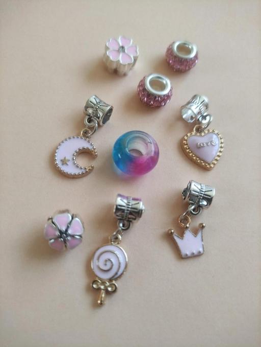 Buy & Sell Grafton Street Industrial Estate West Northamptonshire - Photos for Bracelet charms