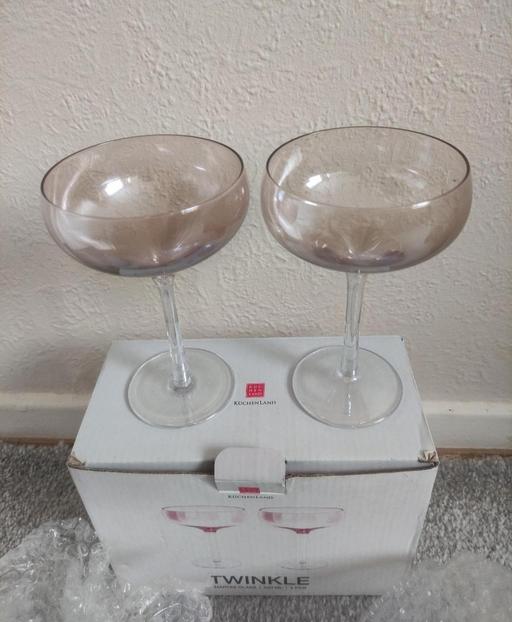 Buy & Sell Grafton Street Industrial Estate West Northamptonshire - Photos for Martini glass 2 pcs