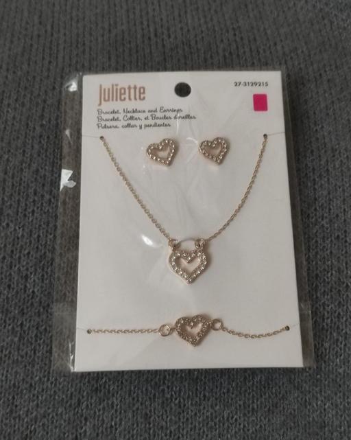 Buy & Sell Grafton Street Industrial Estate West Northamptonshire - Photos for Beautiful jewellery set