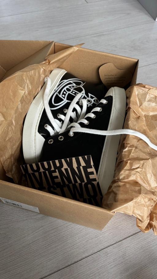  — Trainers Vivienne Westwood size 4 authentic