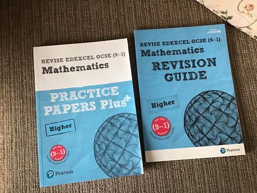 Buy & Sell Essington Wolverhampton - Photos for Revision books Maths Gcse