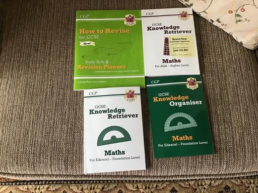 Buy & Sell Essington Wolverhampton - Photos for Four Gcse revision books