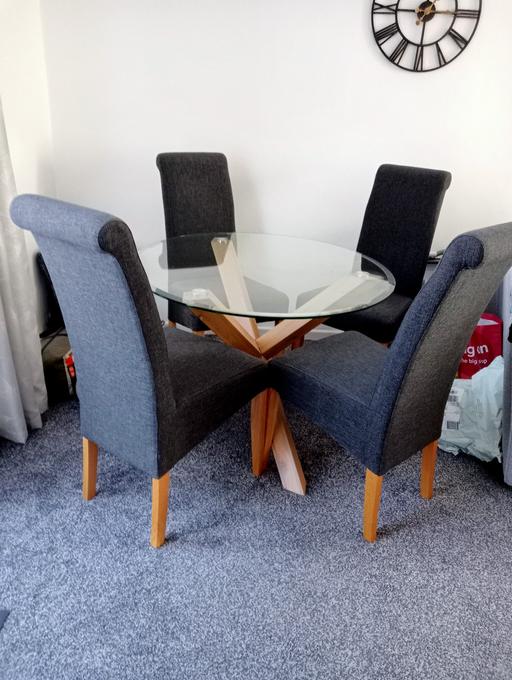 Buy & Sell Saint Helens Merseyside - Photos for Dining table &Chairs