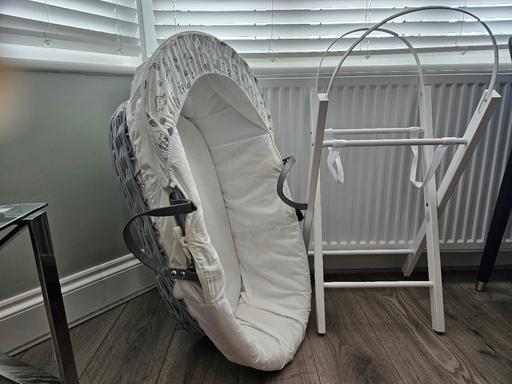 Buy & Sell Romford Barking and Dagenham - Photos for Baby moses basket + stand