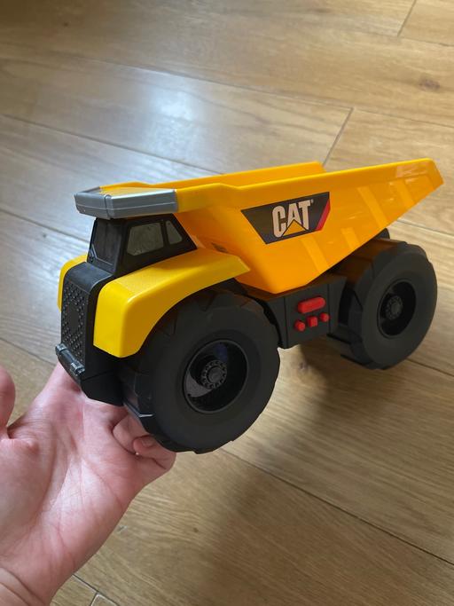  — Boys car/truck toy