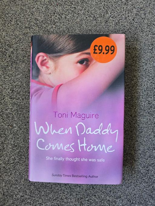 Buy & Sell Rowley Regis Sandwell - Photos for When Daddy Comes Home hardback book