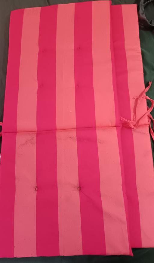 Buy & Sell Peckham South East London - Photos for x2 deckchair cushioned covers