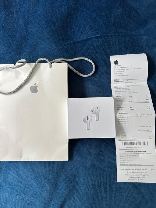 Buy & Sell Hamilton Leicester - Photos for AirPods Pro 3 2025