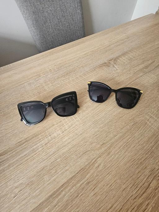 Buy & Sell Newton Doncaster - Photos for 2 pairs of sunglasses..NEW