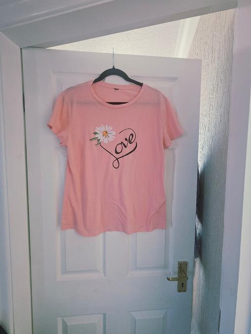 Buy & Sell Newton Doncaster - Photos for Tshirt size 16..like new