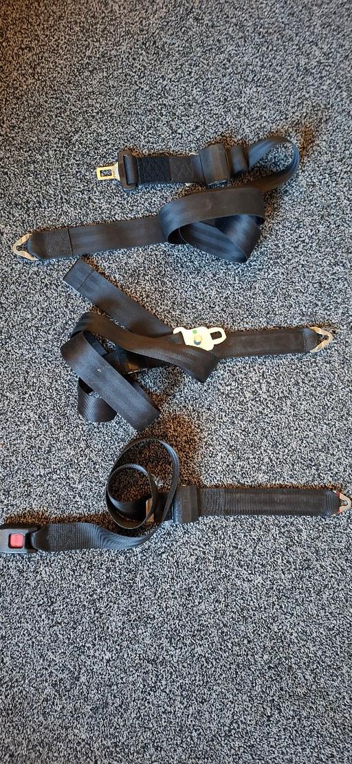 Vehicles Brockmoor Dudley - Photos for Peugot Expert E7 taxi rear wheelchair straps