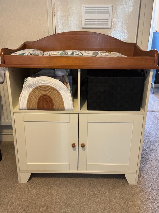  — Mamas and Papas Solid Wood Changing Table