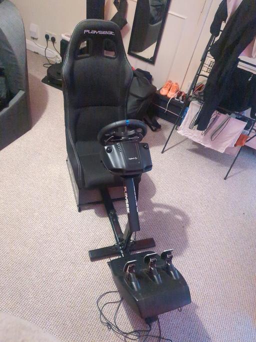 Buy & Sell Clapham South West London - Photos for Logitech Racing Play seat