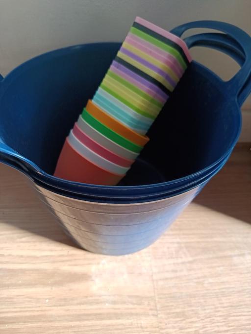 Buy & Sell Nunhead South East London - Photos for X3 tidy buckets and approx 26 flower pots